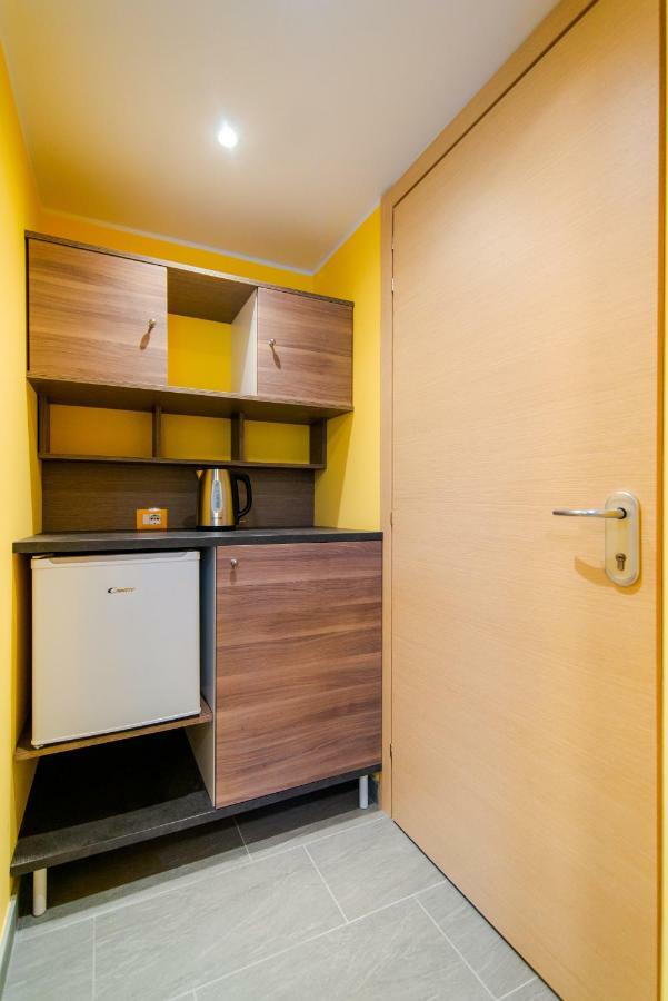 Casa Livio - Rooms And Studios Комо Екстериор снимка