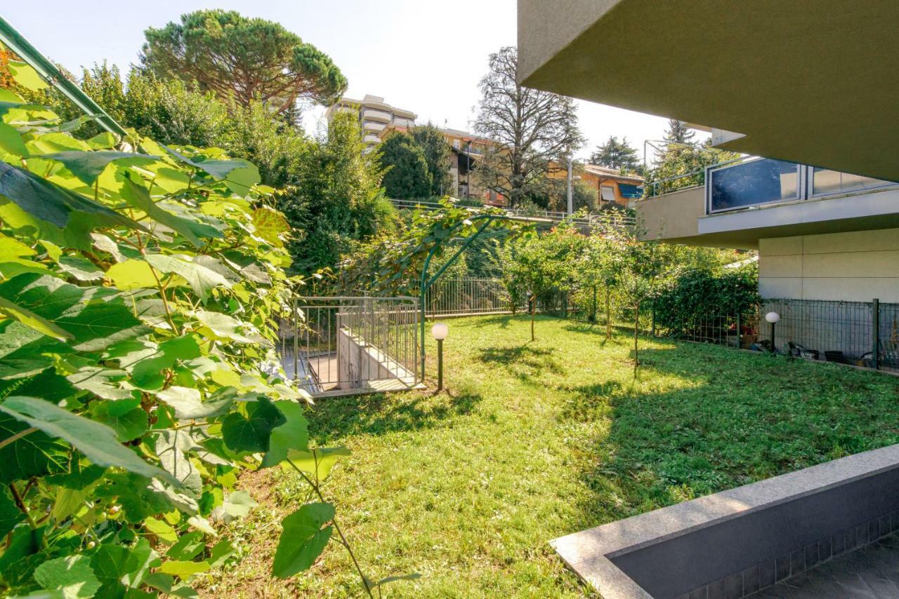 Casa Livio - Rooms And Studios Комо Екстериор снимка